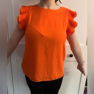 Modern Millie Boutique Orange flowy blouse